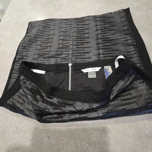 PETER NYGARD Women's Black Faux Snakeskin Knit Stretch Pencil Lined Skirt  Sz 12 - Picture 4 of 11